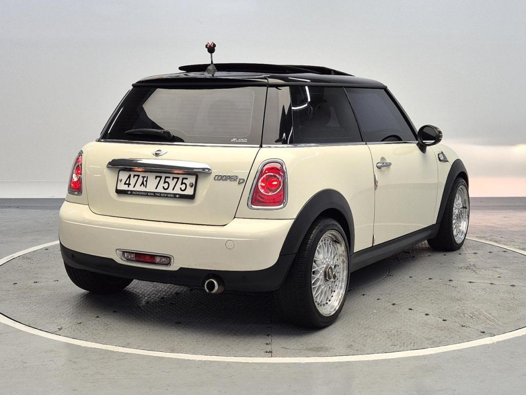 2013 MINI COOPER 2.0 d Baker