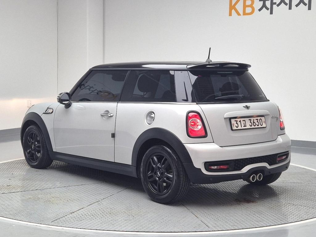 2013 MINI COOPER 2.0 SD