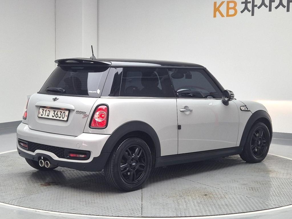 2013 MINI COOPER 2.0 SD