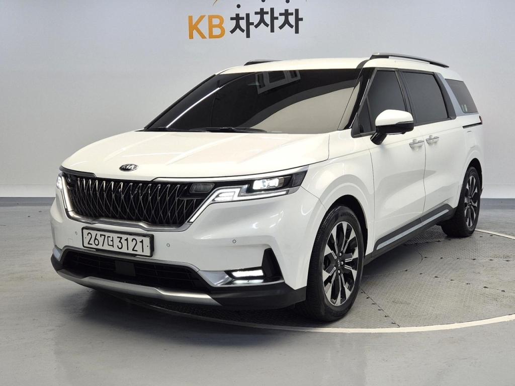 2021 KIA CARNIVAL (KA4) 9 -seater diesel signature