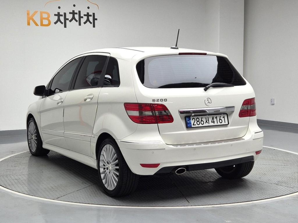 2010 BENZ B CLASS (1Gen) B200