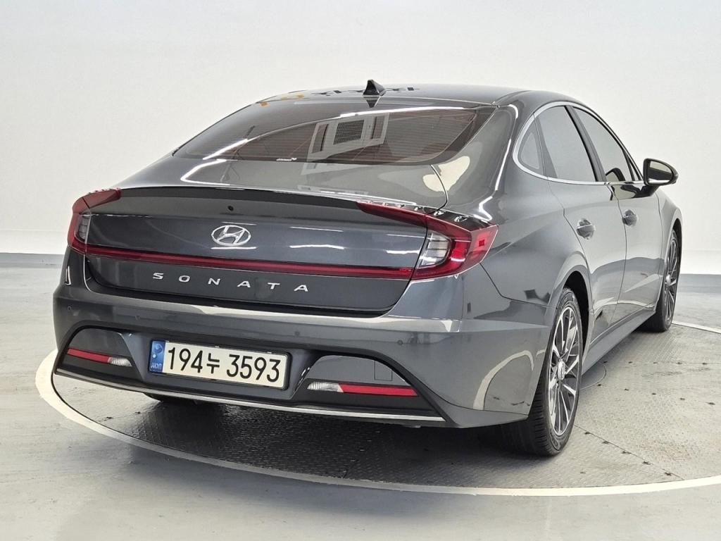 2022 HYUNDAI SONATA (DN8) HYBRID 2.0 HEV Premium Plus