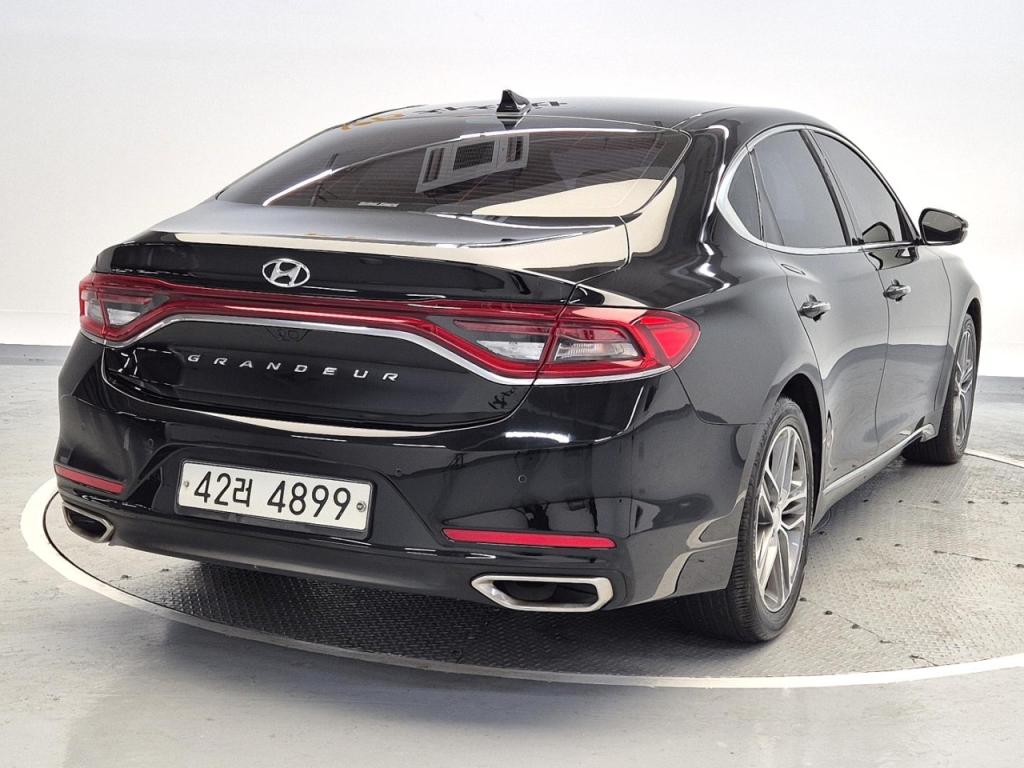 2019 HYUNDAI GRANDEUR IG 2.4 GDI premium