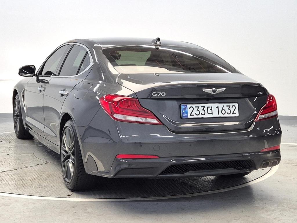 2020 GENESIS G70 2.0T elite