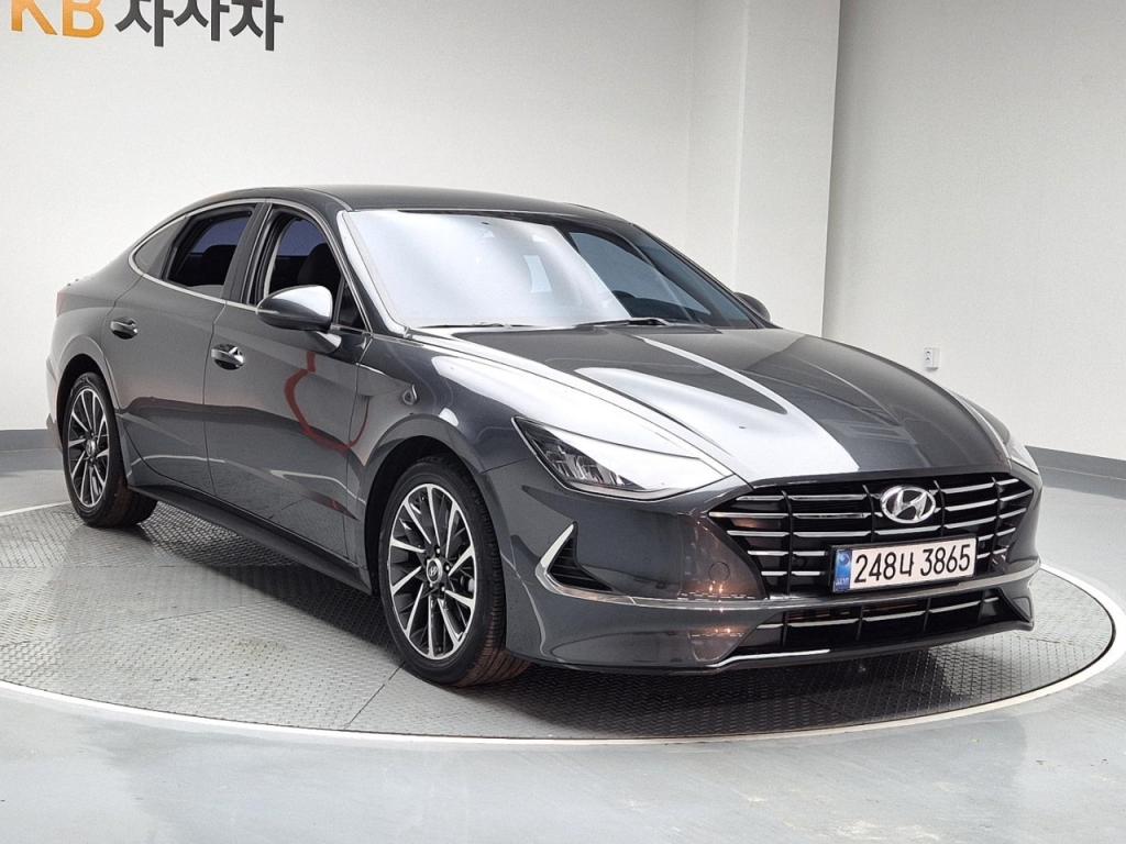 2021 HYUNDAI SONATA (DN8) G2.0 Premium Family