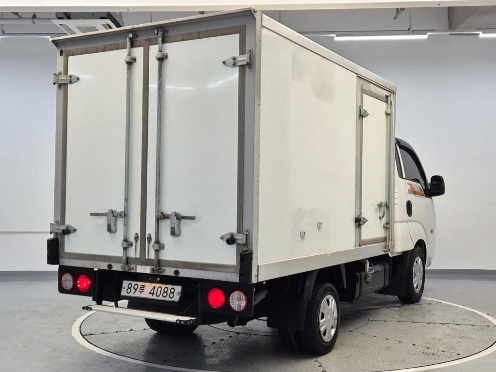2019 KIA BONGO 3 Built -in 1 ton king cap