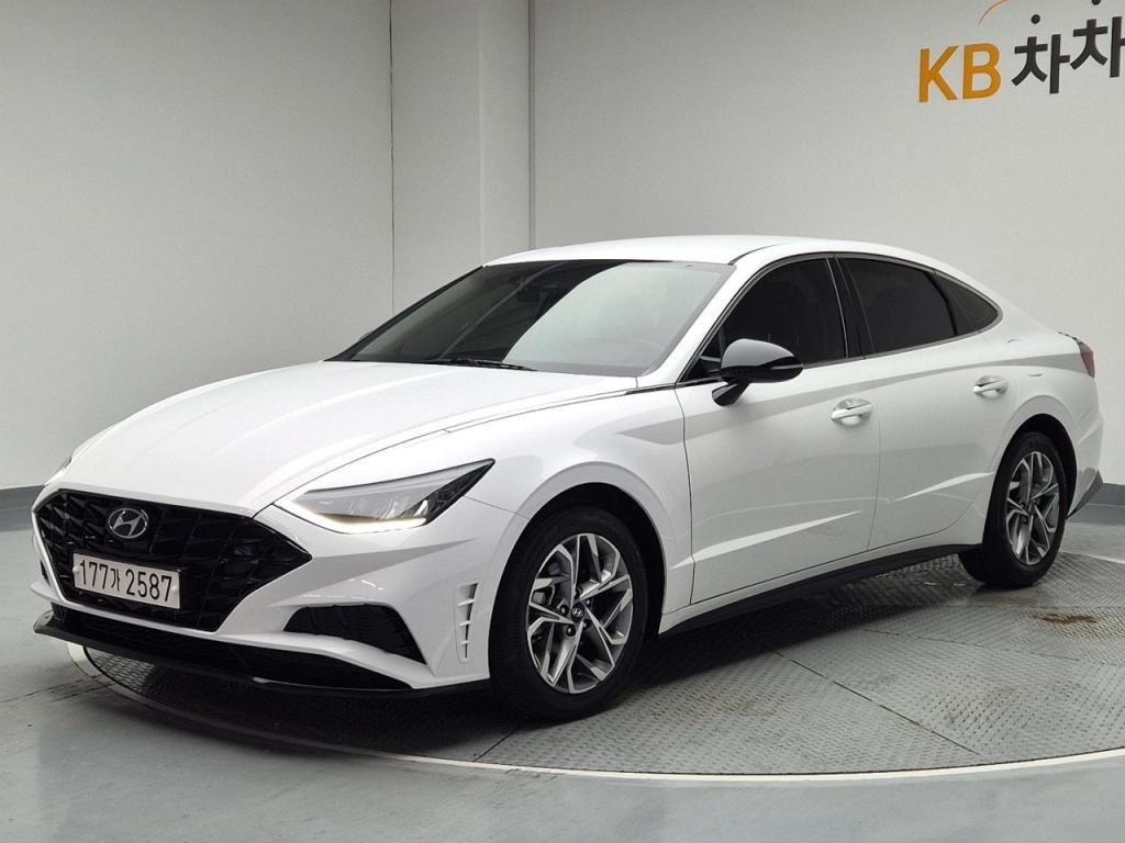 2023 HYUNDAI SONATA (DN8) G2.0 Modern