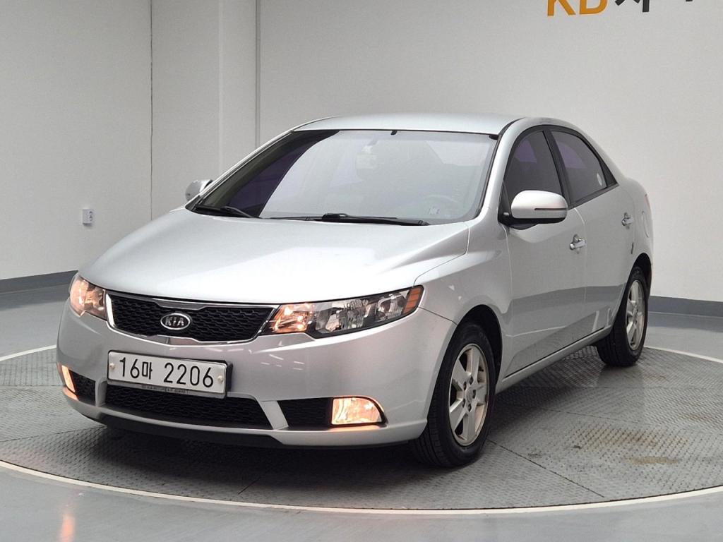 2011 KIA FORTE 1.6 GDI luxury