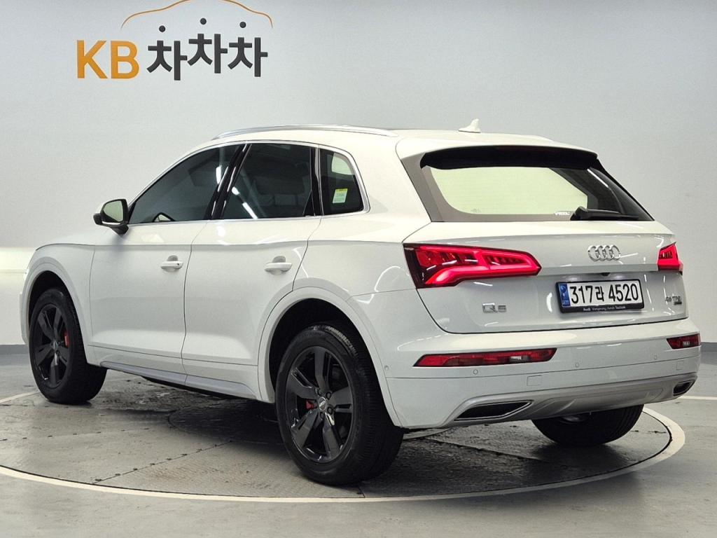 2020 AUDI Q5 (2Gen) 45 TFSI Quattro premium
