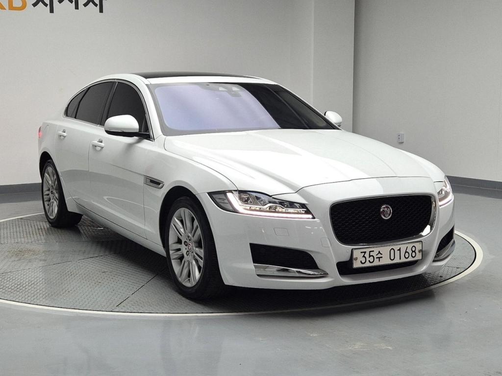 2017 JAGUAR XF (2G) 2.0 25T portfolio