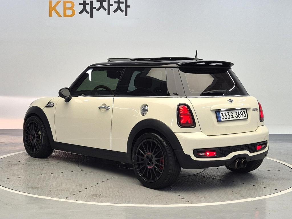 2011 MINI COOPER 1.6 s