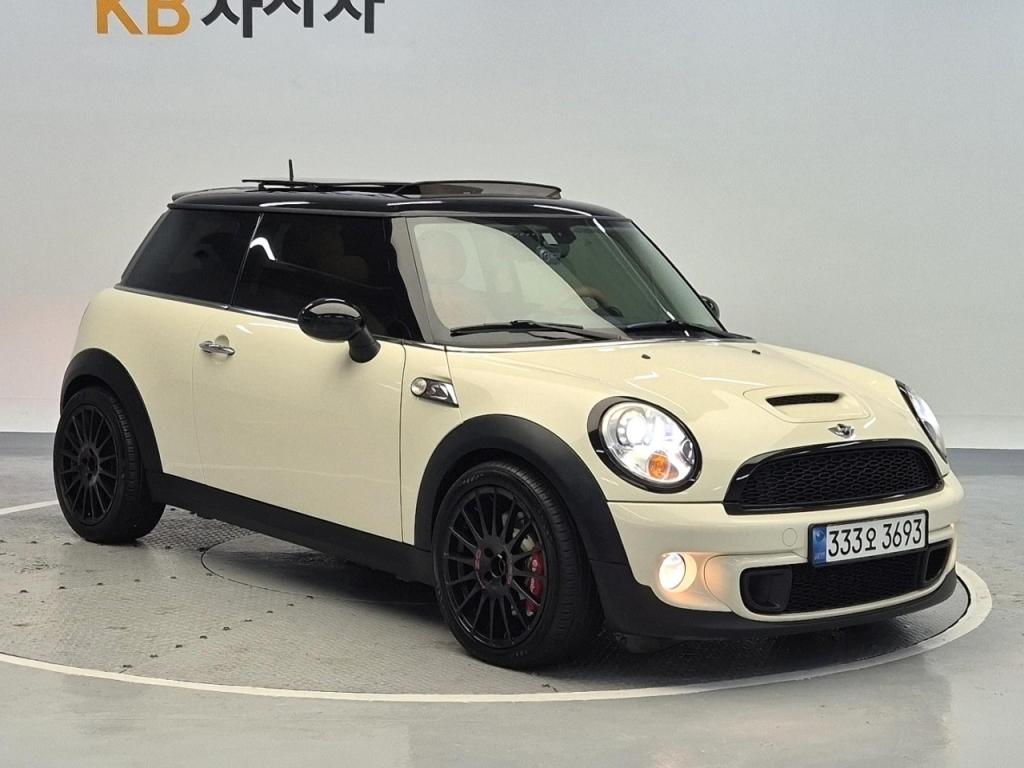 2011 MINI COOPER 1.6 s
