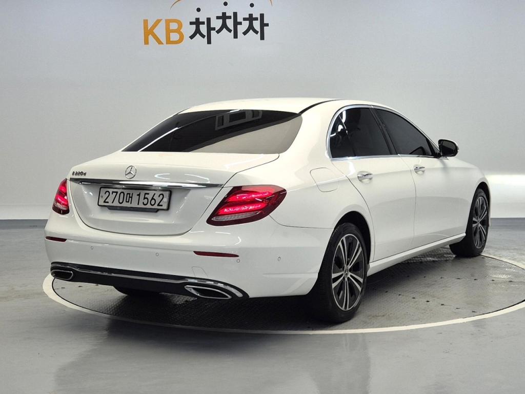 2020 BENZ E CLASS (5Gen) E220d Avant -garde