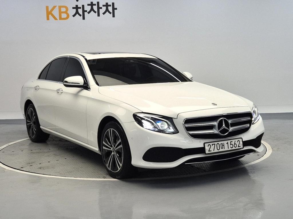 2020 BENZ E CLASS (5Gen) E220d Avant -garde