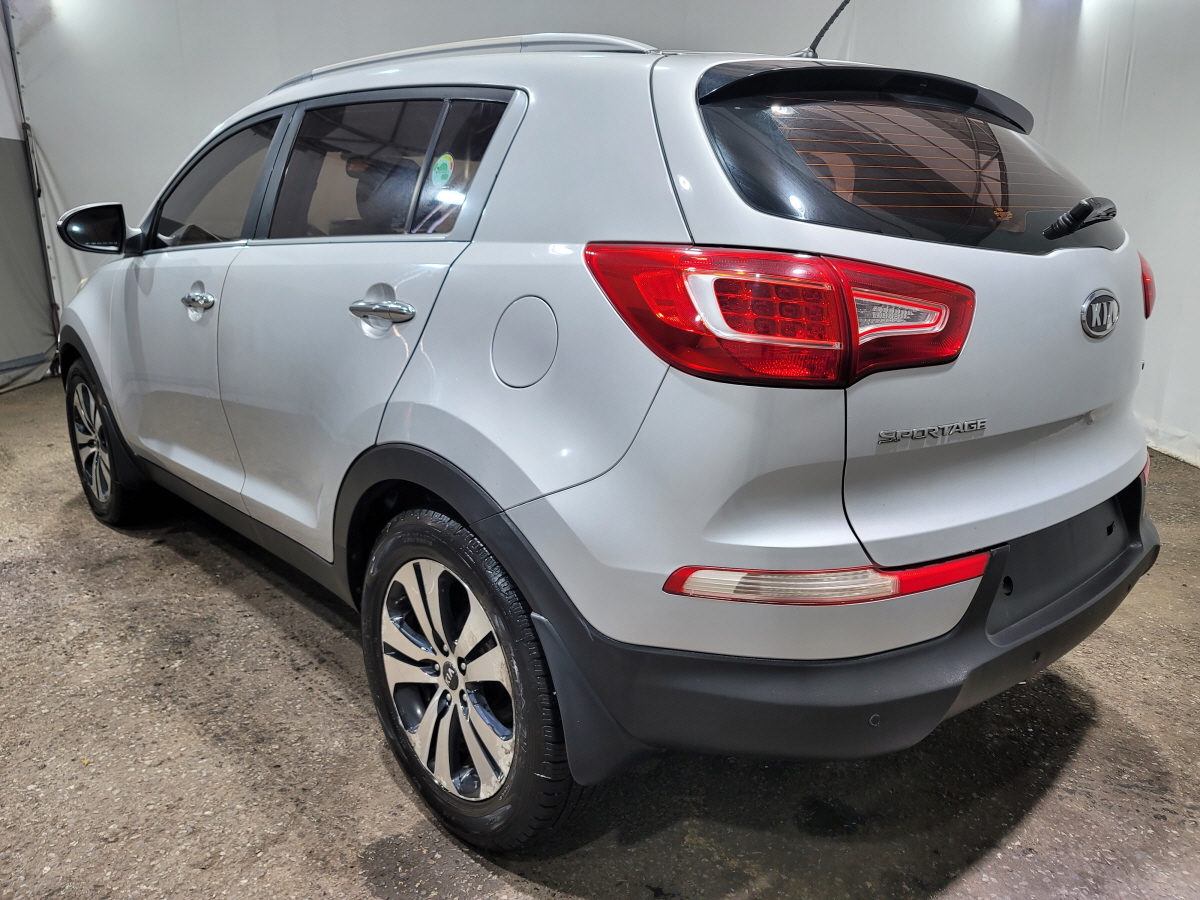 2011 KIA SPORTAGE R 