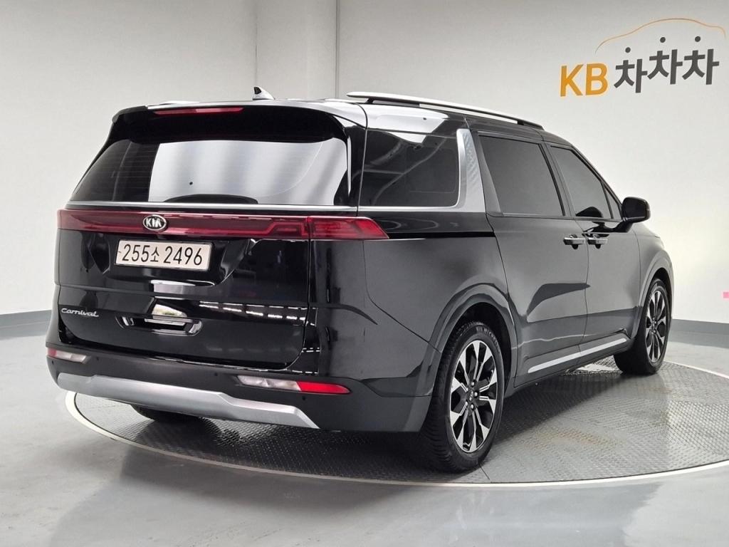 2021 KIA CARNIVAL (KA4) 9 -seater gasoline signature