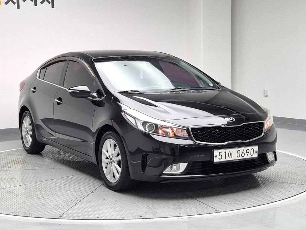 2016 KIA THE NEW K3 1.6 GDI Trendy