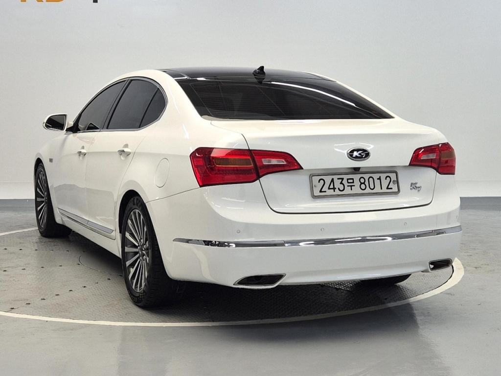 2010 KIA K7 LPI Rent -a -car prestige