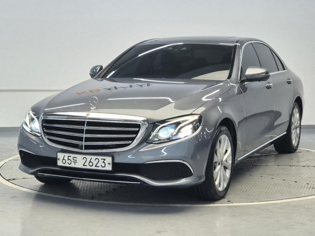 2019 BENZ E CLASS (5Gen) E300 Exclusive