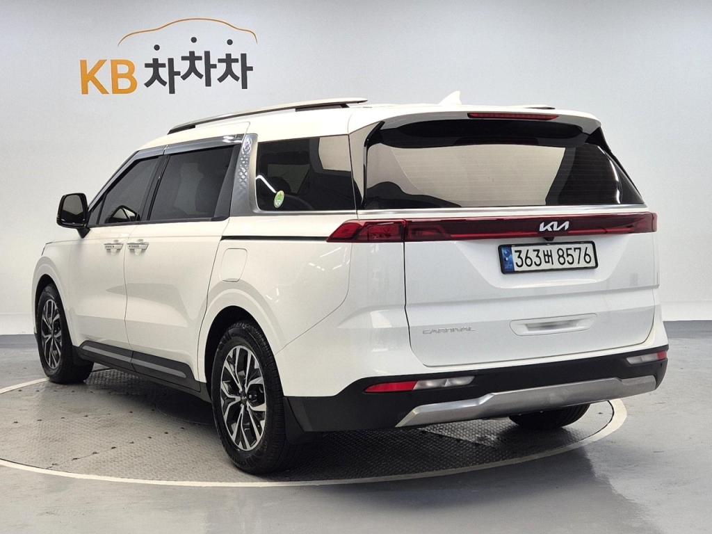 2022 KIA CARNIVAL (KA4) 11 -seater gasoline signature