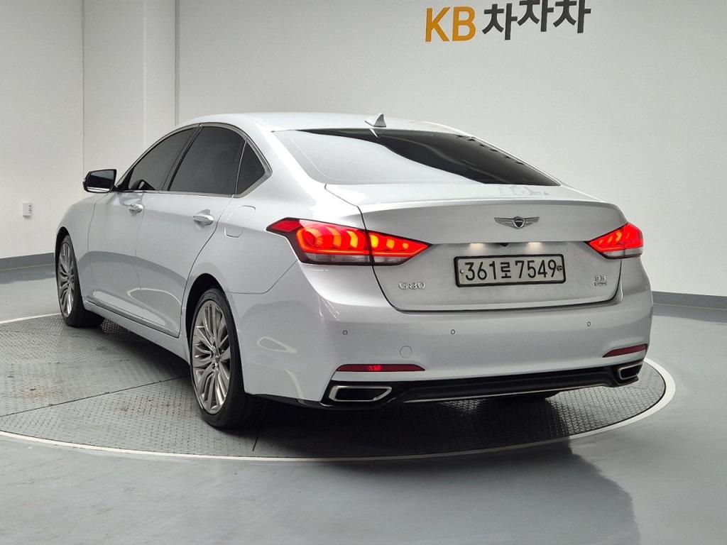 2017 GENESIS G80 3.3 GDI AWD Premium luxury