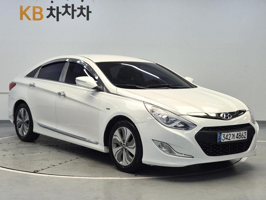 2014 HYUNDAI YF SONATA HYBRID Modern
