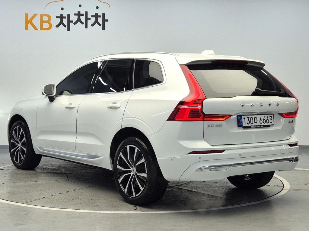 2024 VOLVO XC60 (2Gen) B6 AWD Ultimate Bright