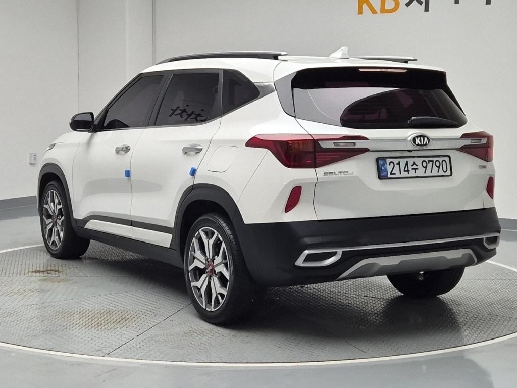 2020 KIA SELTOS 1.6 Gasoline 2WD nobless