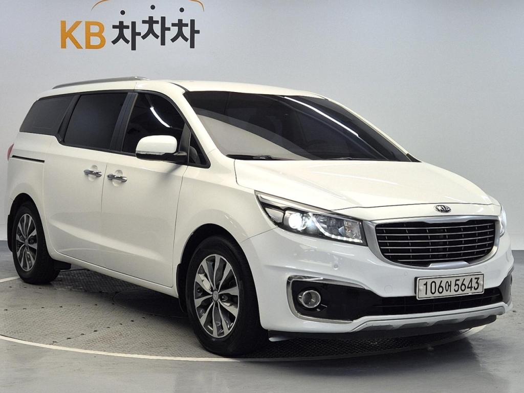 2018 KIA ALL NEW CARNIVAL 9 -seater diesel luxury