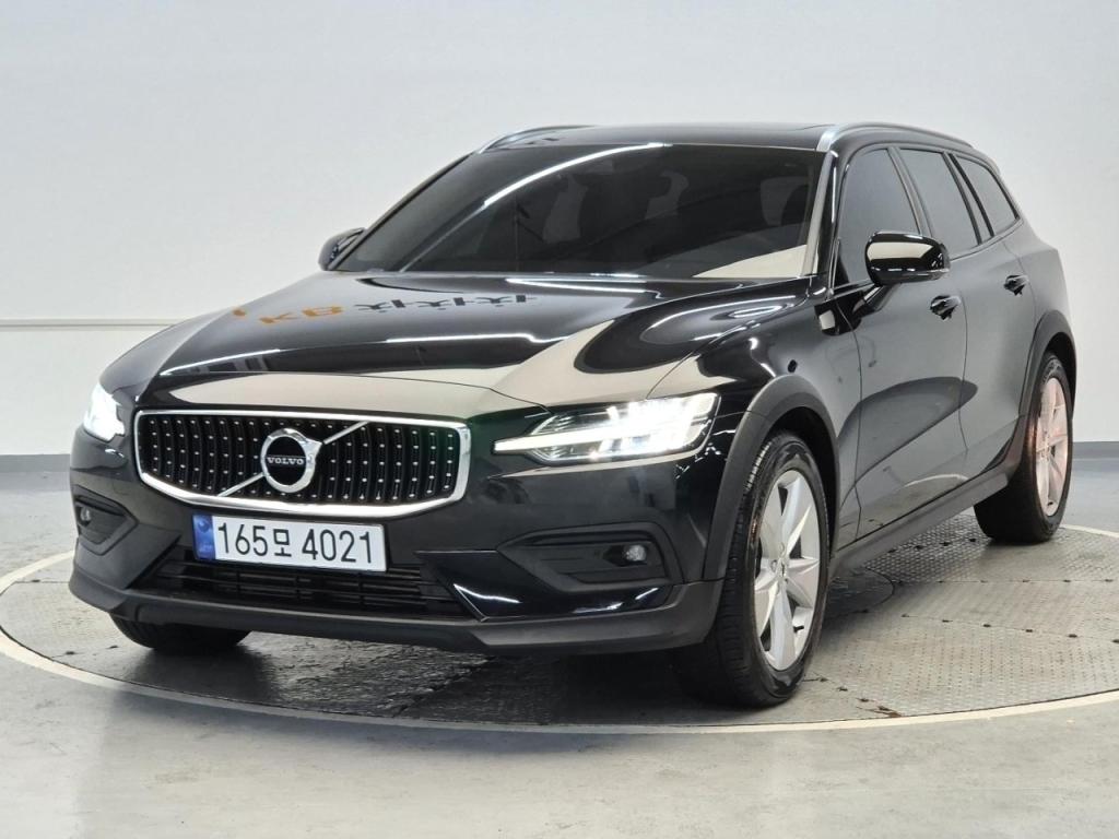 2019 VOLVO V60 CROSS COUNTRY(2G) 2.0 T5 AWD Pro