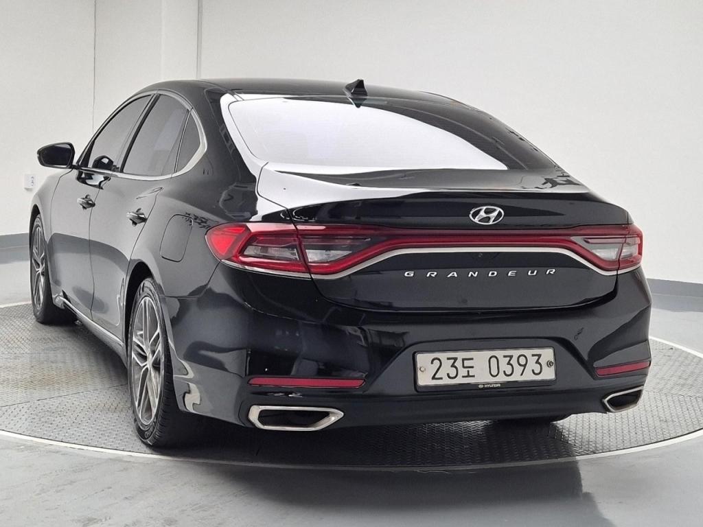 2017 HYUNDAI GRANDEUR IG 2.4 GDI Premium Special