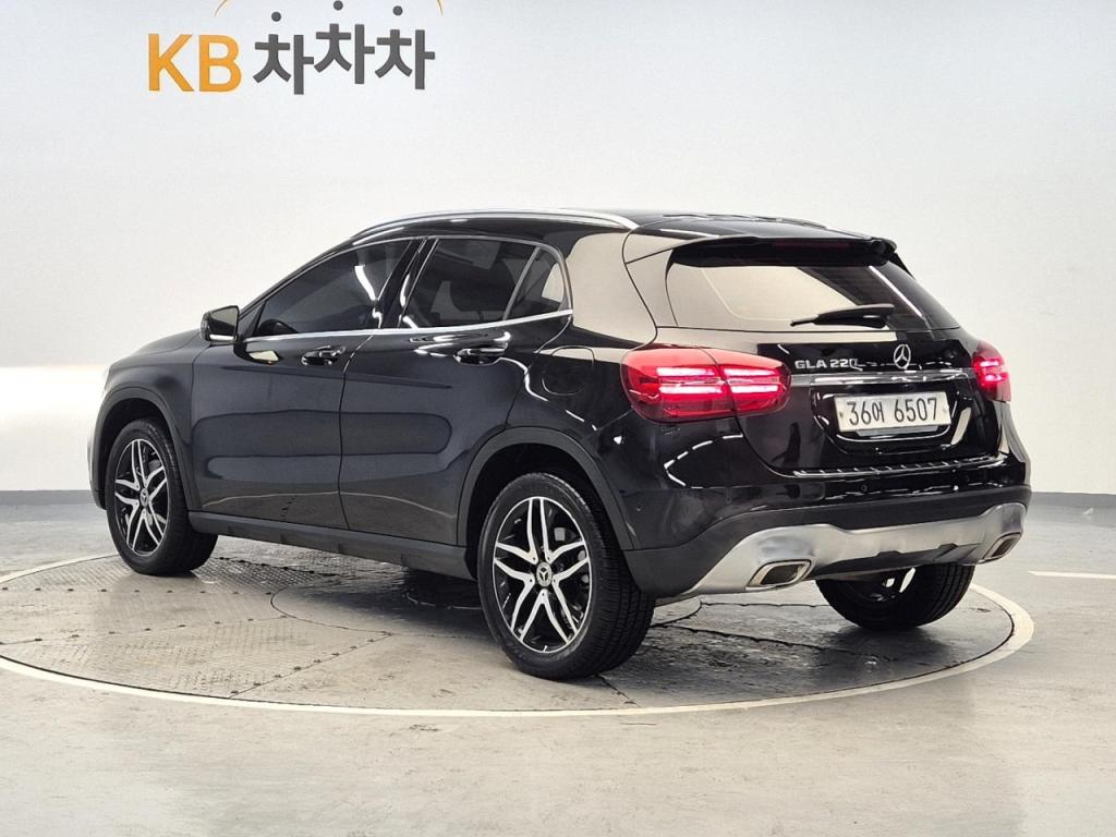 2019 BENZ GLA CLASS GLA 220 premium
