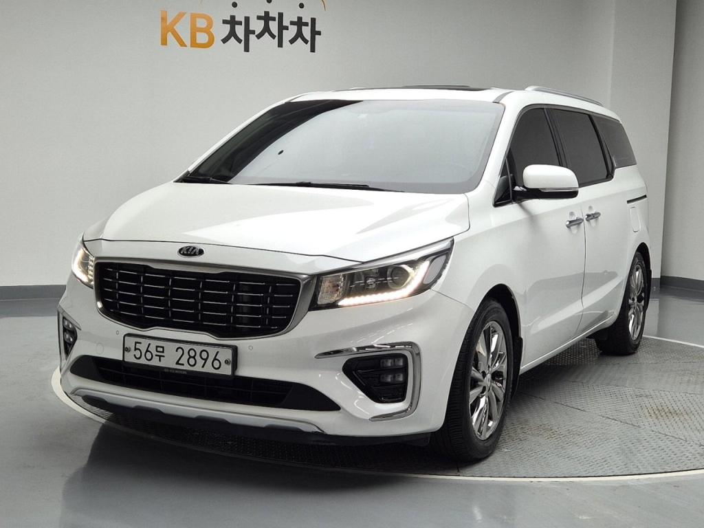 2019 KIA THE NEW CARNIVAL 9 -seater diesel Prestige
