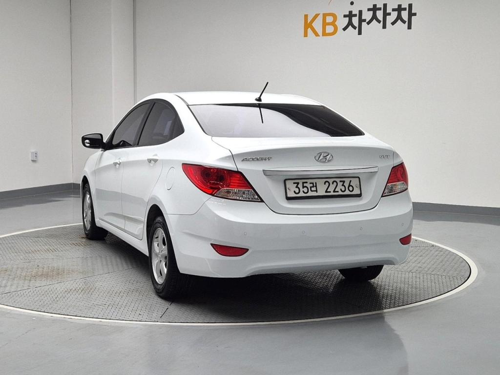 2014 HYUNDAI ACCENT (NEW) 1.4 VVT Modern