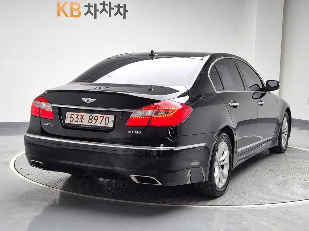 2013 HYUNDAI GENESIS Bh 330 Modern Special
