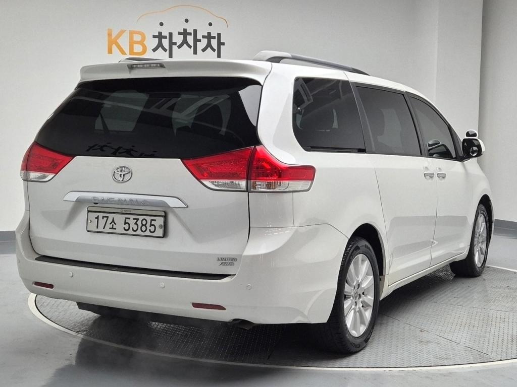 2014 TOYOTA SIENNA 3.5 AWD Limited