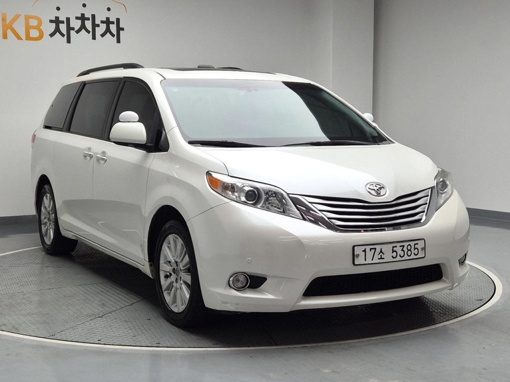 2014 TOYOTA SIENNA 3.5 AWD Limited