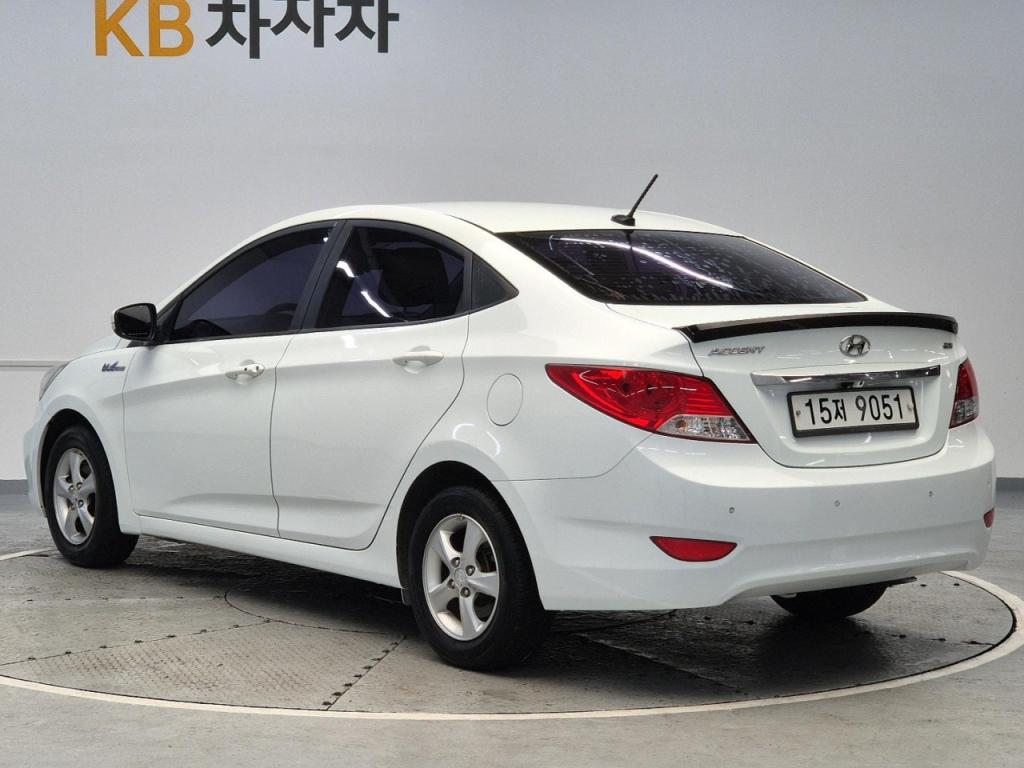 2012 HYUNDAI ACCENT (NEW) 1.6 GDI Blue Saver