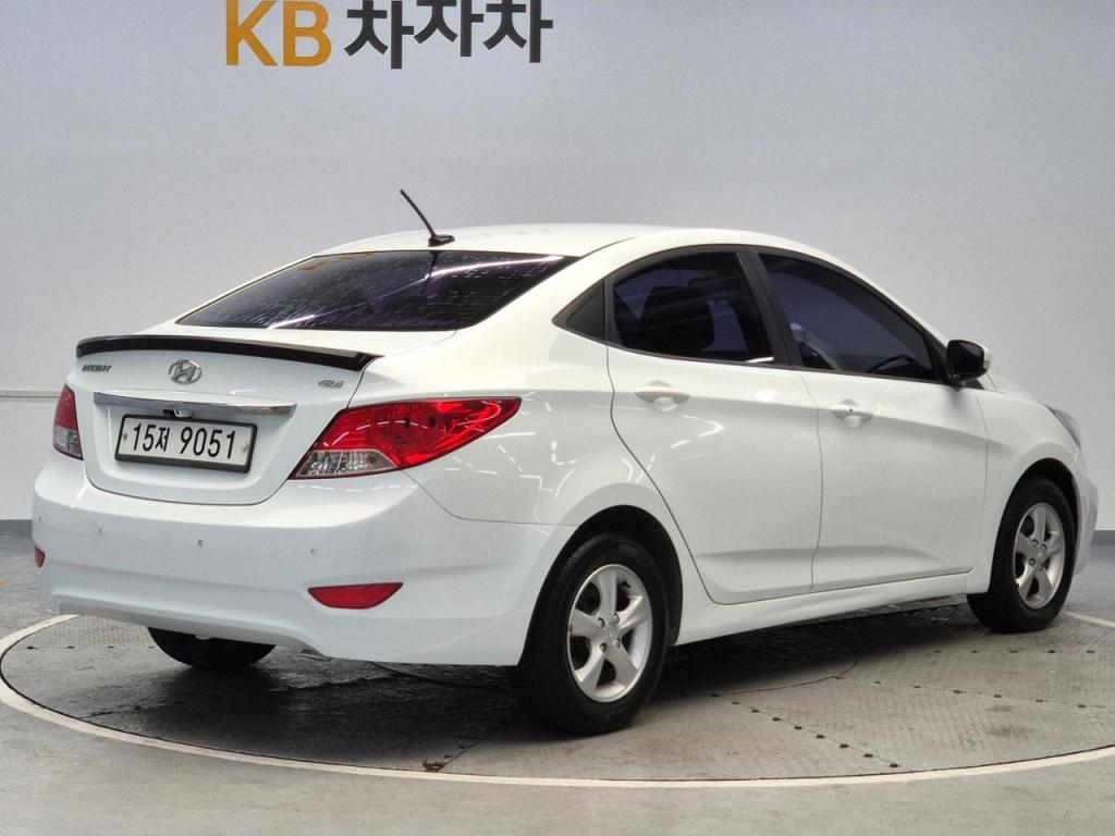 2012 HYUNDAI ACCENT (NEW) 1.6 GDI Blue Saver