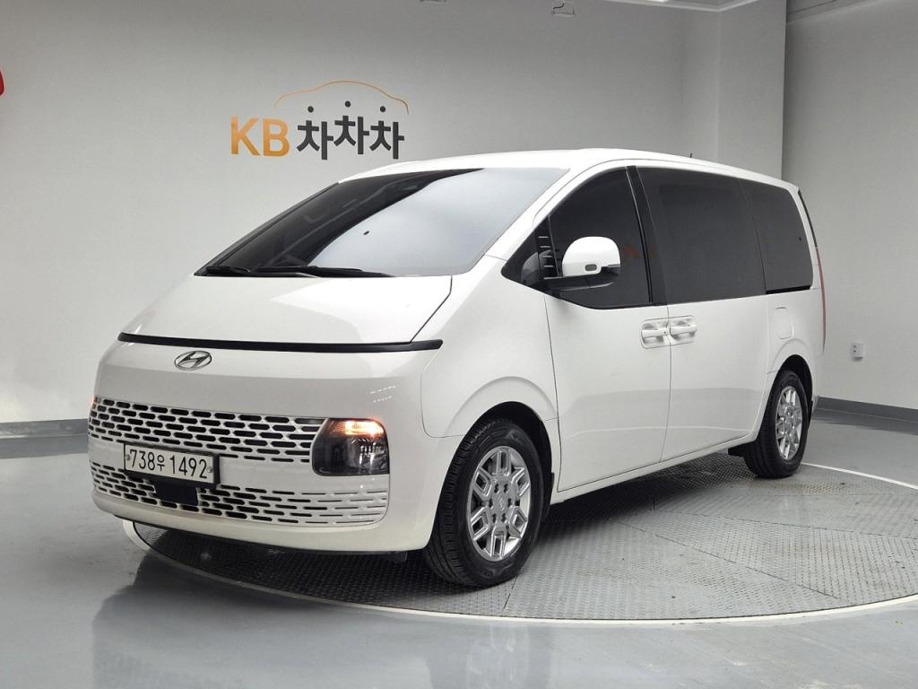 2022 HYUNDAI STARIA 2.2 Diesel Tourer 11 -seater 2WD Modern