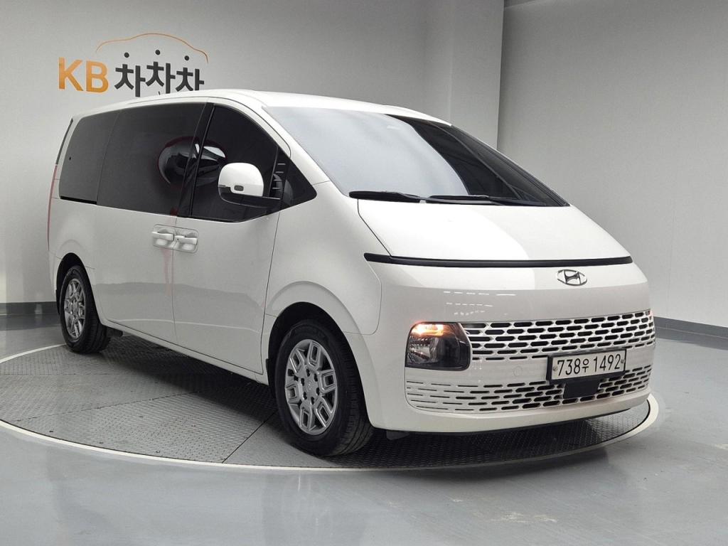 2022 HYUNDAI STARIA 2.2 Diesel Tourer 11 -seater 2WD Modern