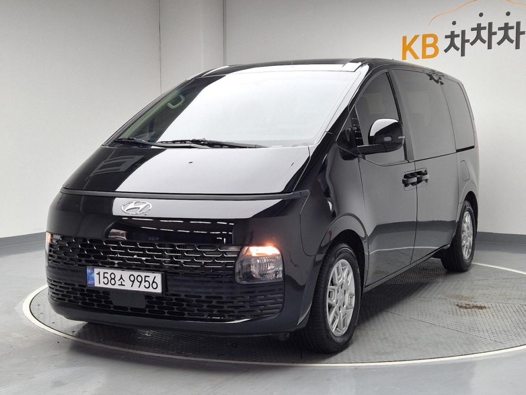 2022 HYUNDAI STARIA 2.2 Diesel Tourer 9 -seater 2WD Modern