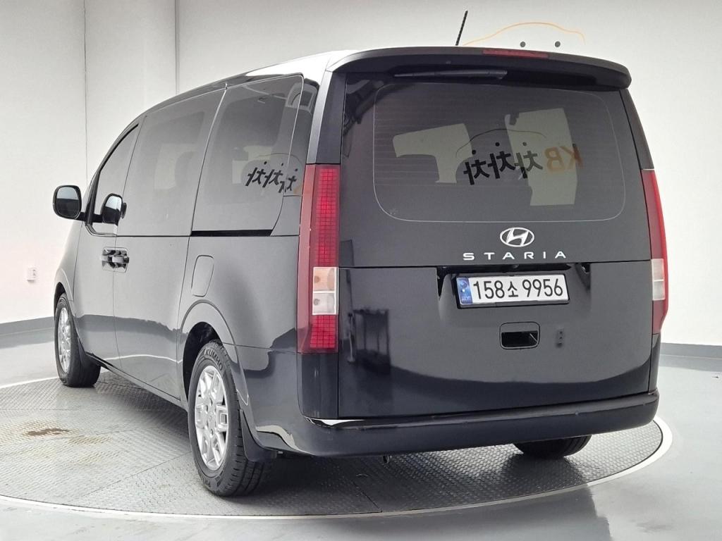 2022 HYUNDAI STARIA 2.2 Diesel Tourer 9 -seater 2WD Modern