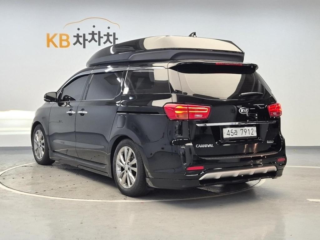 2019 KIA THE NEW CARNIVAL High Limousine 9 -seater gasoline Noblesse Special