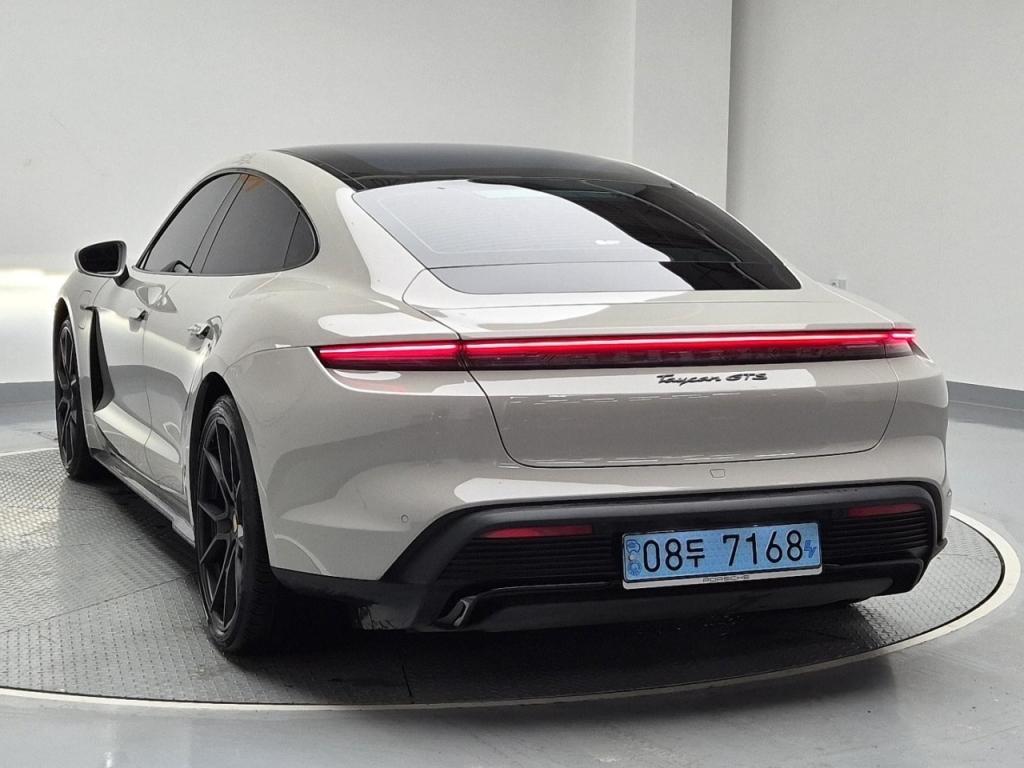 2023 PORSCHE TAYCAN EV GTS