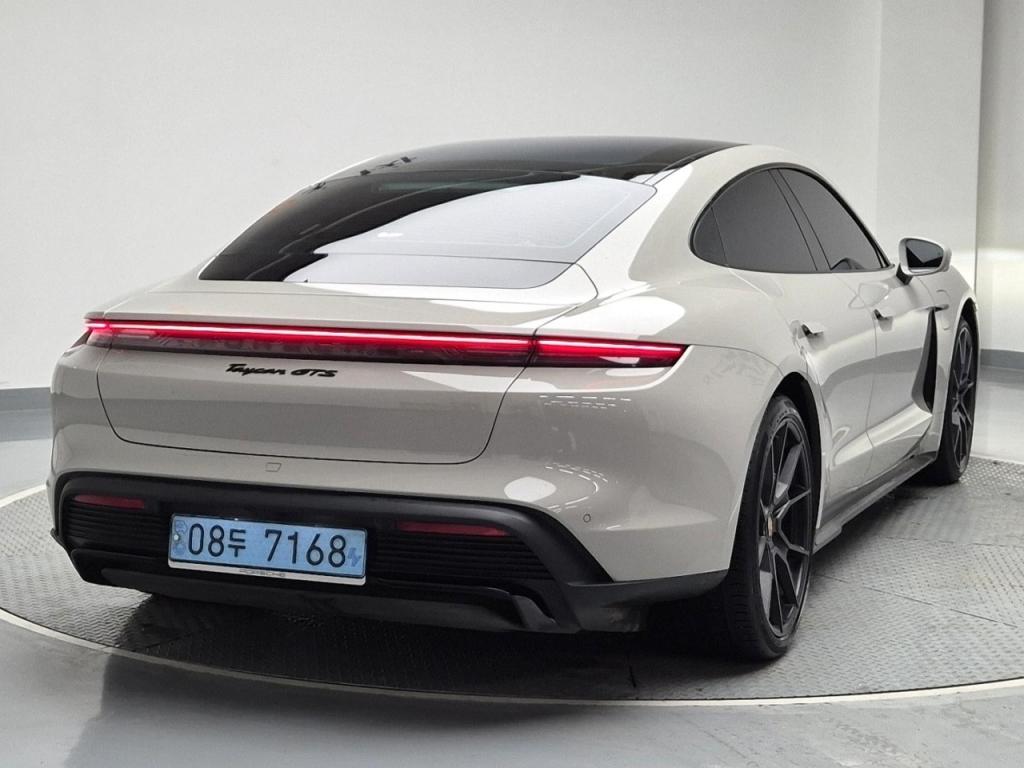 2023 PORSCHE TAYCAN EV GTS