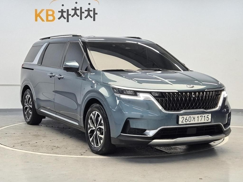 2021 KIA CARNIVAL (KA4) 9 -seater diesel nobless