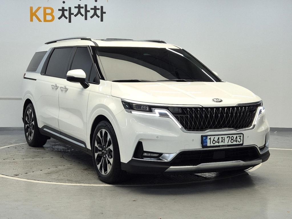 2021 KIA CARNIVAL (KA4) Limousine 7 -seater gasoline nobless