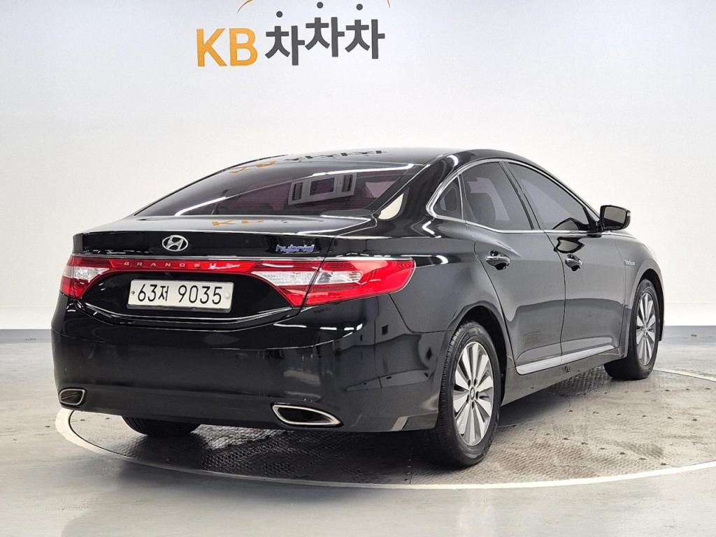2015 HYUNDAI GRANDEUR HG HYBRID 2.4 HEV premium