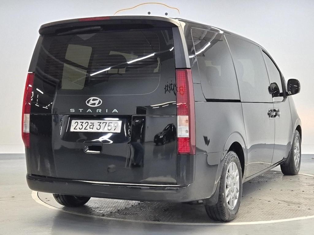 2022 HYUNDAI STARIA 2.2 Diesel Tourer 9 -seater 2WD Modern